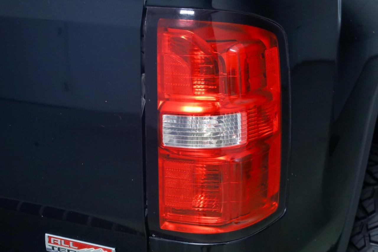 GMC Sierra 2500HD available WiFi 4WD Crew Cab 153.7" SLT 2015
