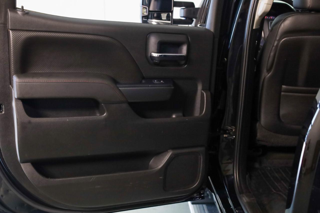 GMC Sierra 2500HD available WiFi 4WD Crew Cab 153.7" SLT 2015