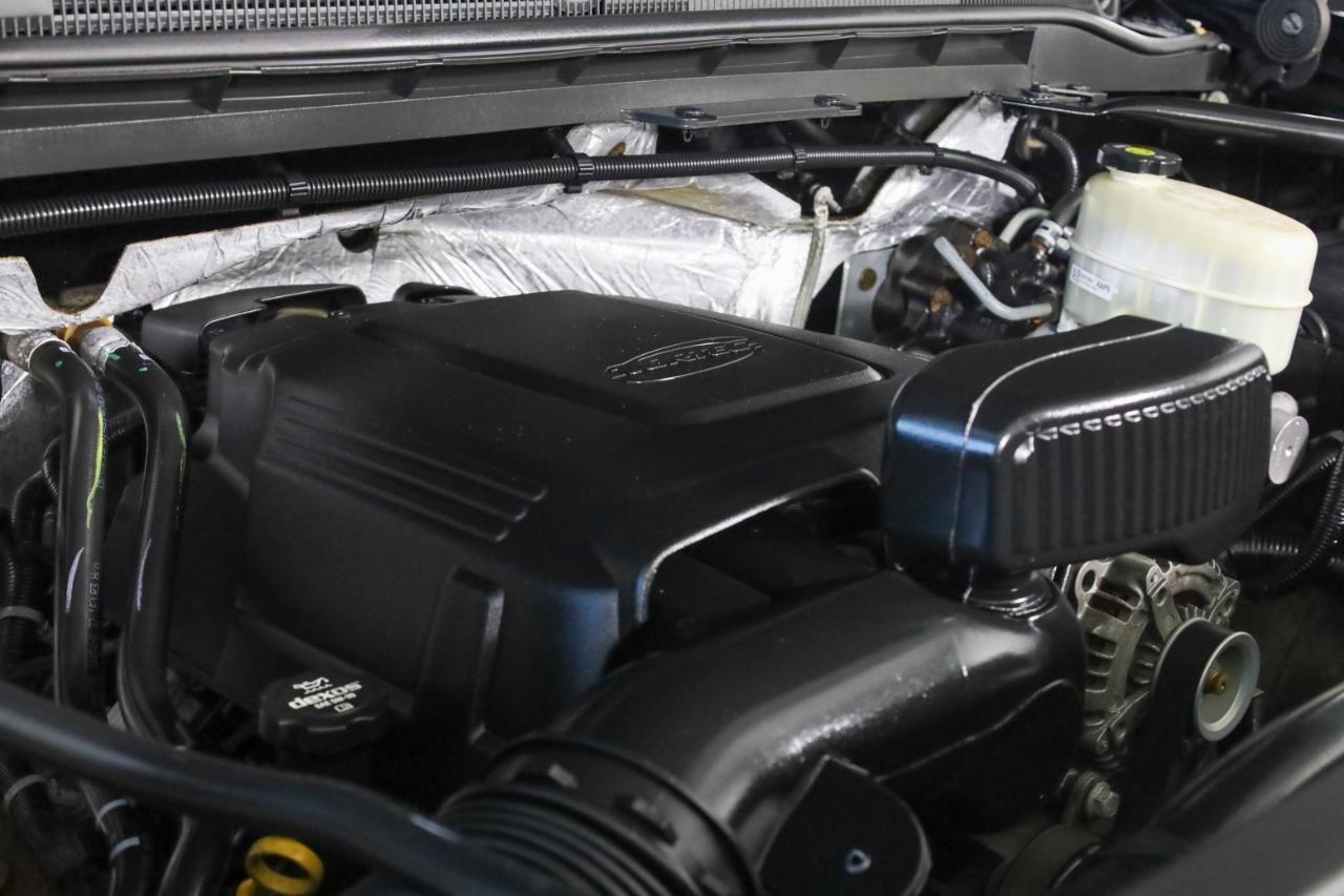 GMC Sierra 2500HD available WiFi 4WD Crew Cab 153.7" SLT 2015