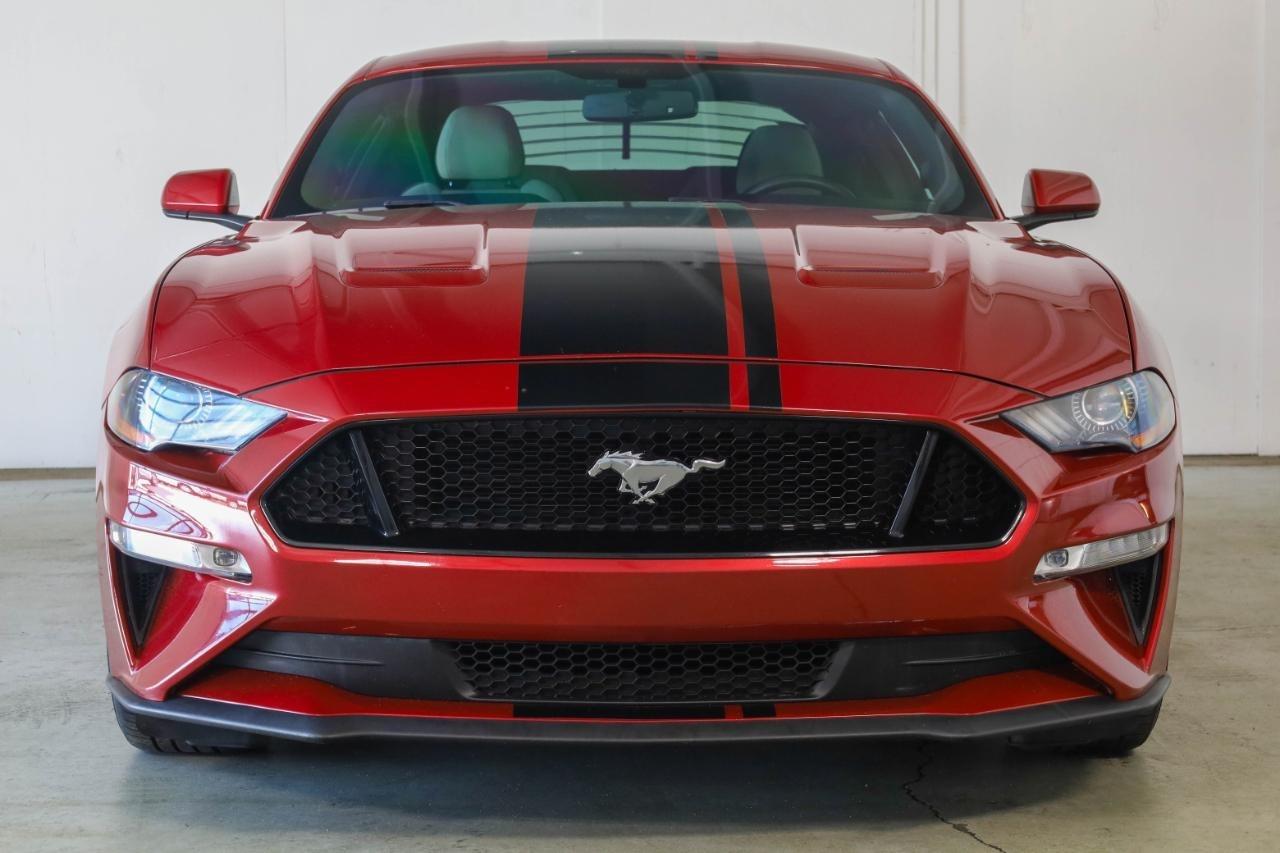 Ford Mustang GT Fastback 2020