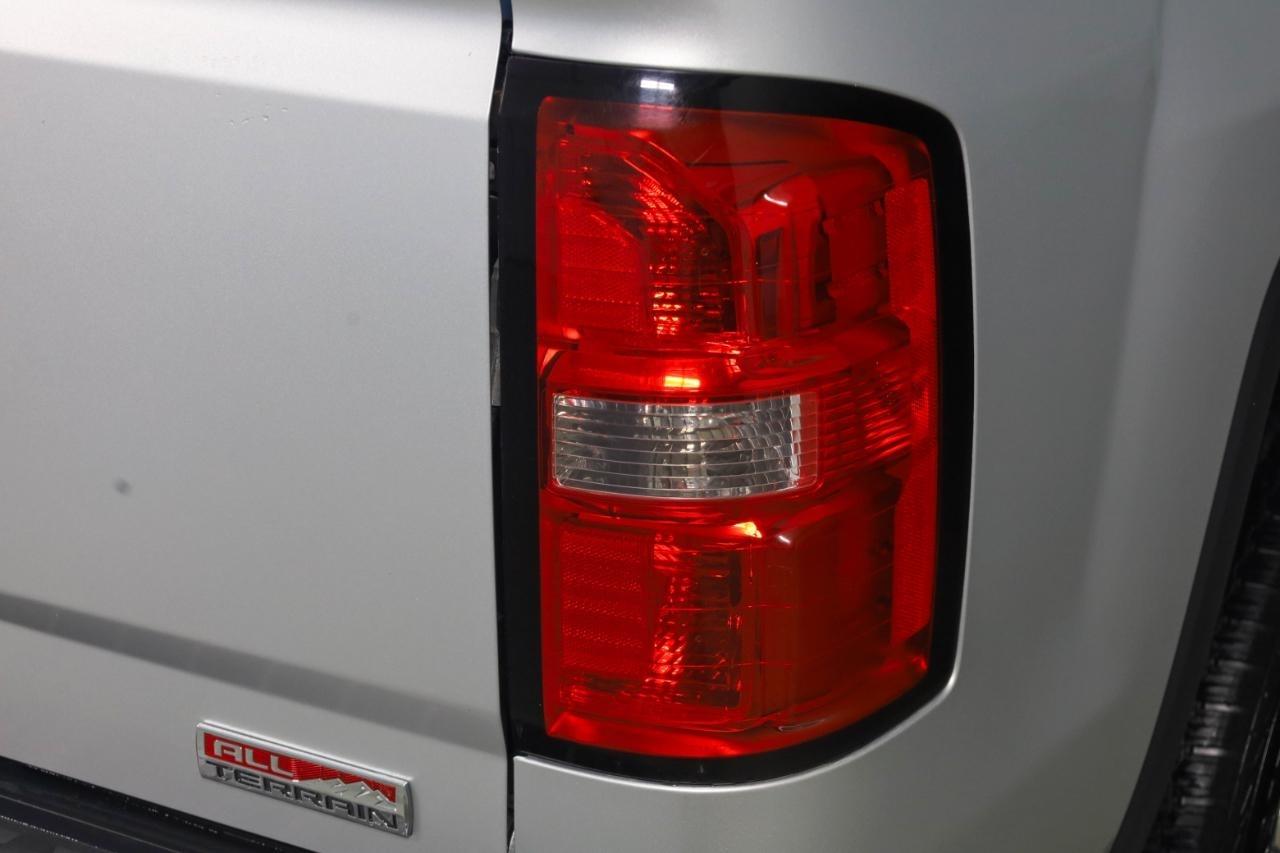 GMC Sierra 1500 4WD Crew Cab 143.5" SLT 2014