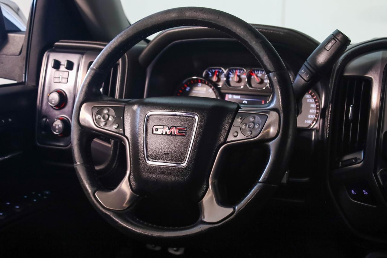 GMC Sierra 1500 4WD Crew Cab 143.5" SLT 2014