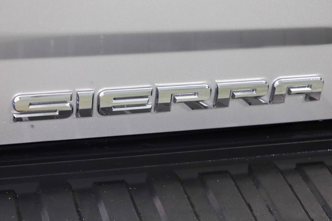 GMC Sierra 1500 4WD Crew Cab 143.5" SLT 2014