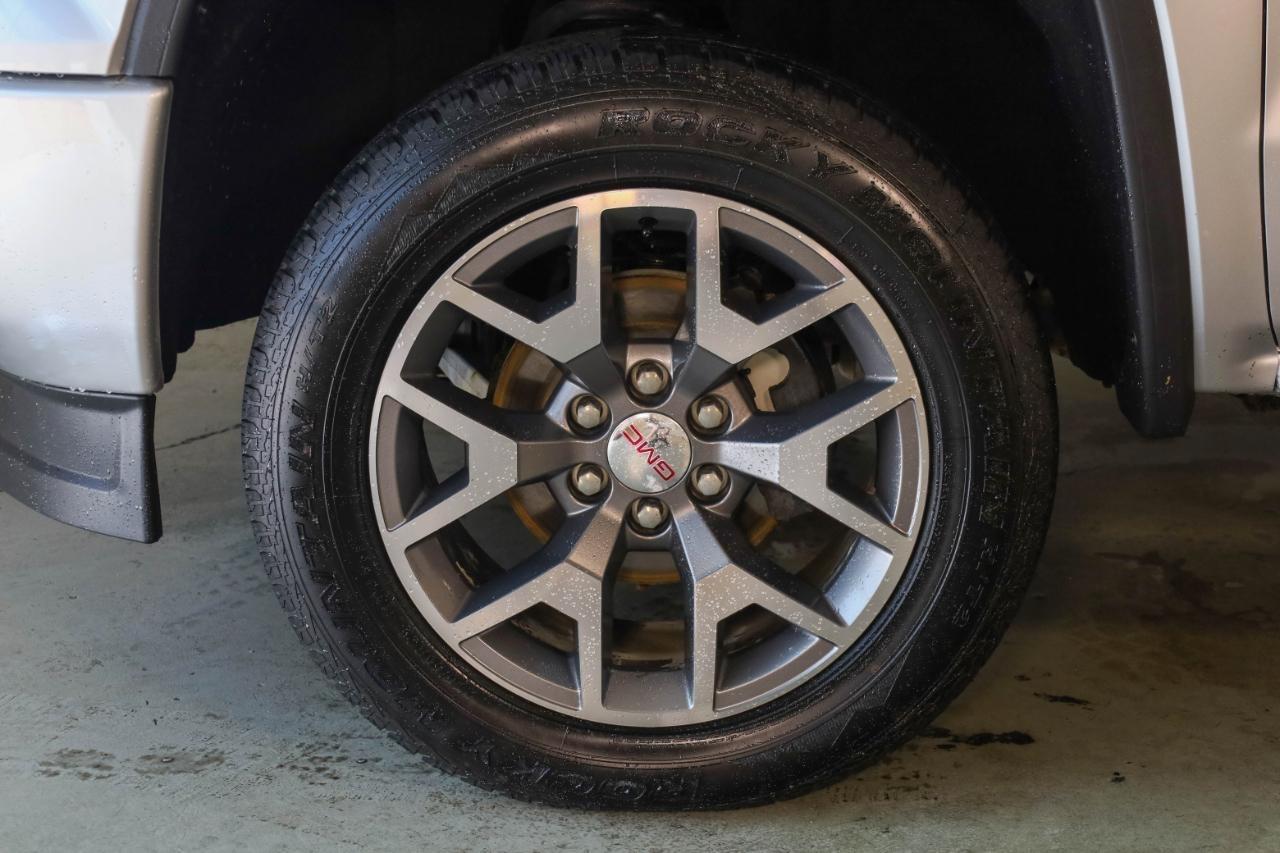 GMC Sierra 1500 4WD Crew Cab 143.5" SLT 2014