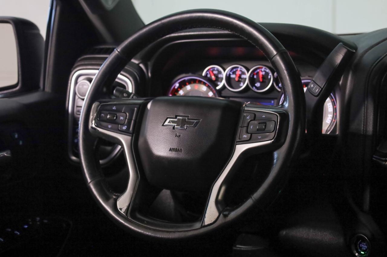 Chevrolet Silverado 1500 4WD Crew Cab 147" RST 2020
