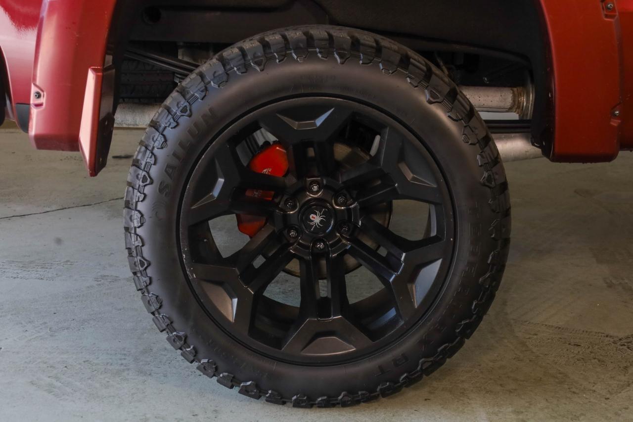 Chevrolet Silverado 1500 4WD Crew Cab 147" RST 2020