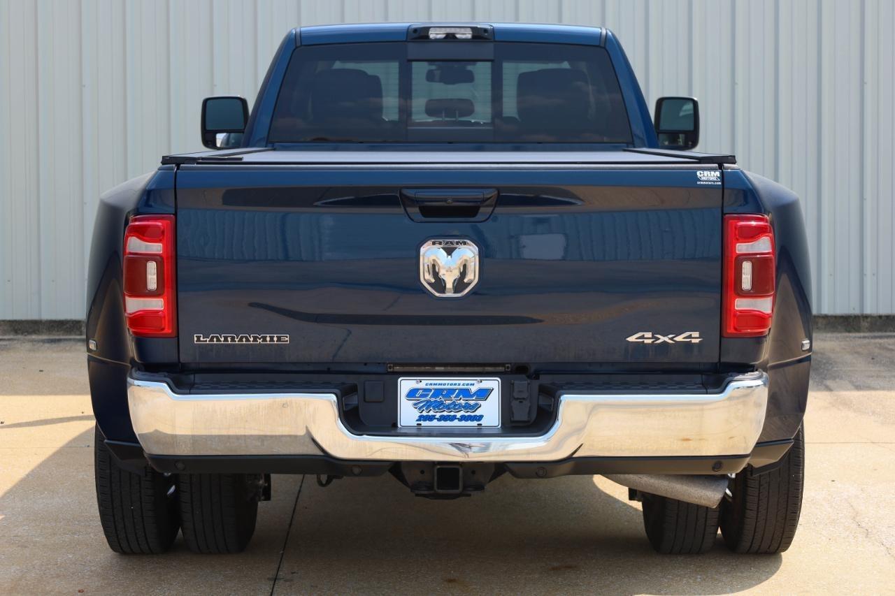 RAM 3500 Laramie 4x4 Crew Cab 8' Box 2024