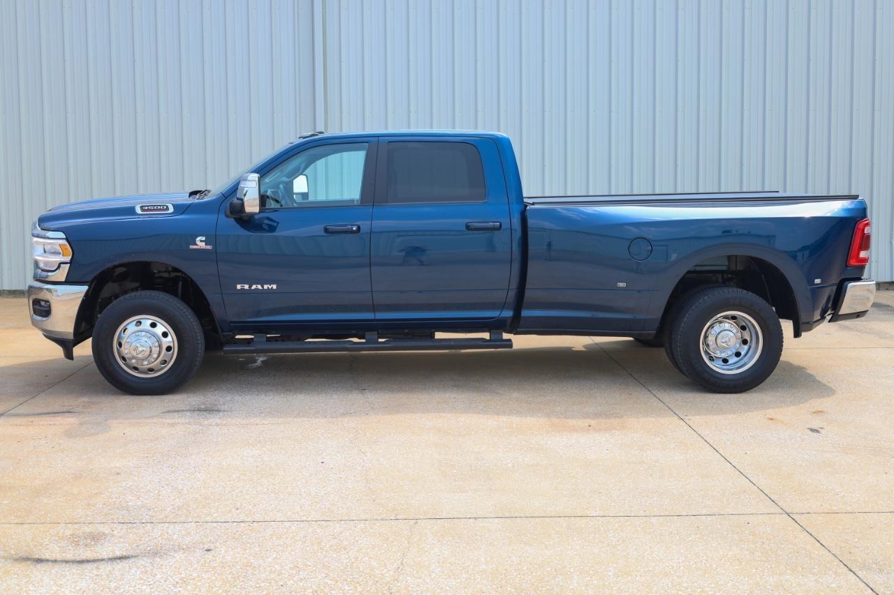 RAM 3500 Laramie 4x4 Crew Cab 8' Box 2024