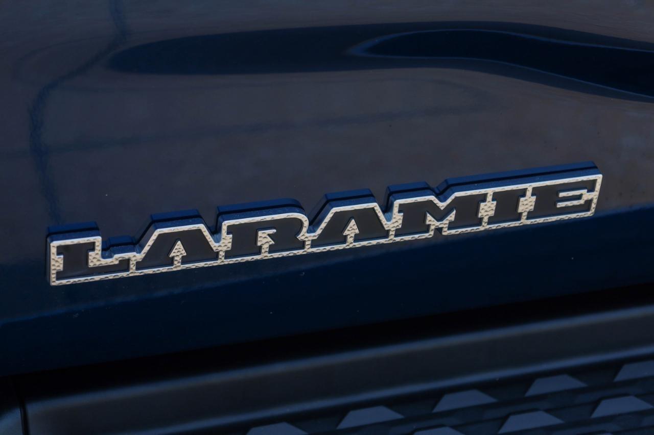 RAM 3500 Laramie 4x4 Crew Cab 8' Box 2024