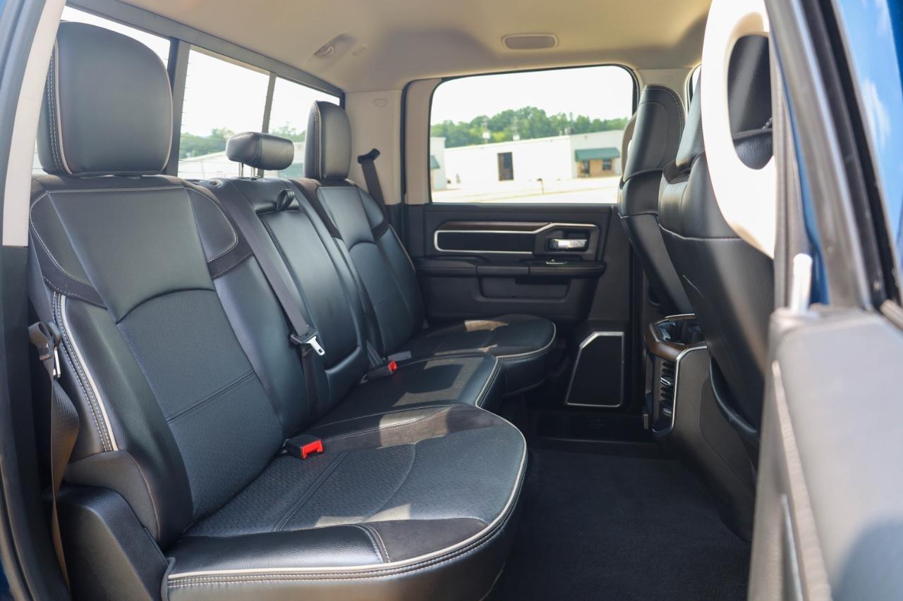 RAM 3500 Laramie 4x4 Crew Cab 8' Box 2024