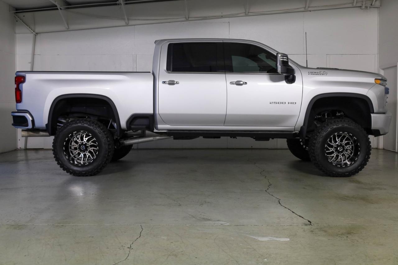 Chevrolet Silverado 2500HD 4WD Crew Cab 159" High Country 2022