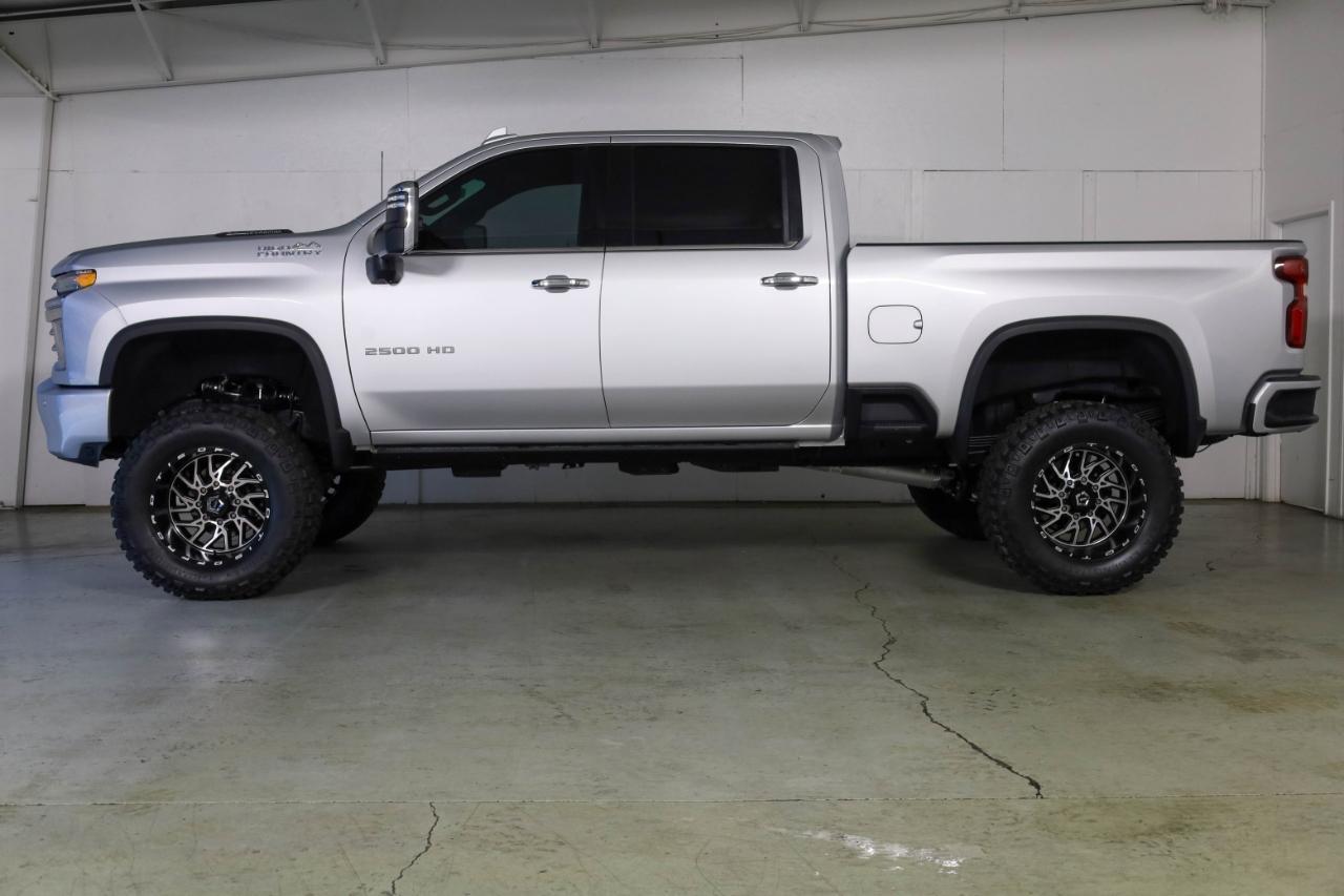 Chevrolet Silverado 2500HD 4WD Crew Cab 159" High Country 2022