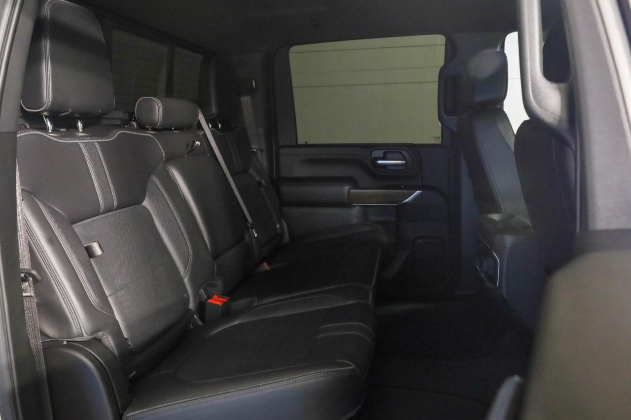 Chevrolet Silverado 2500HD 4WD Crew Cab 159" High Country 2022