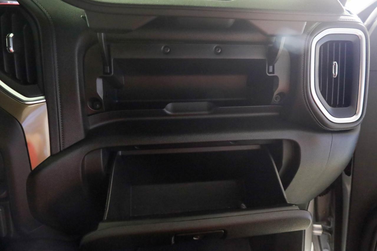 Chevrolet Silverado 2500HD 4WD Crew Cab 159" High Country 2022