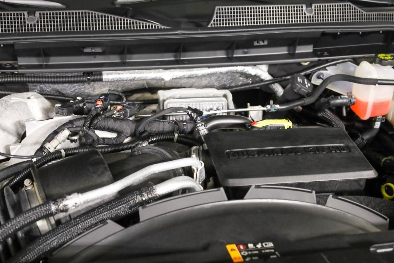 Chevrolet Silverado 2500HD 4WD Crew Cab 159" High Country 2022