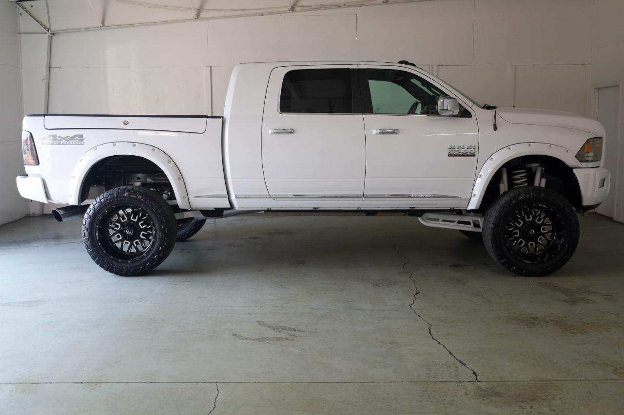 RAM 2500 Limited 4x4 Mega Cab 6'4" Box 2017
