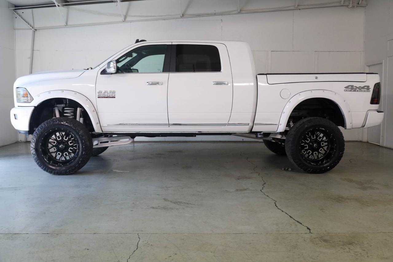 RAM 2500 Limited 4x4 Mega Cab 6'4" Box 2017