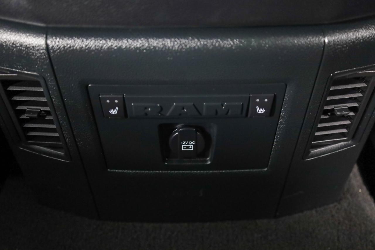 RAM 2500 Limited 4x4 Mega Cab 6'4" Box 2017