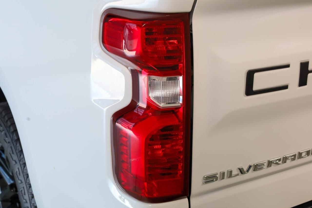 Chevrolet Silverado 1500 4WD Crew Cab 147" LT 2019