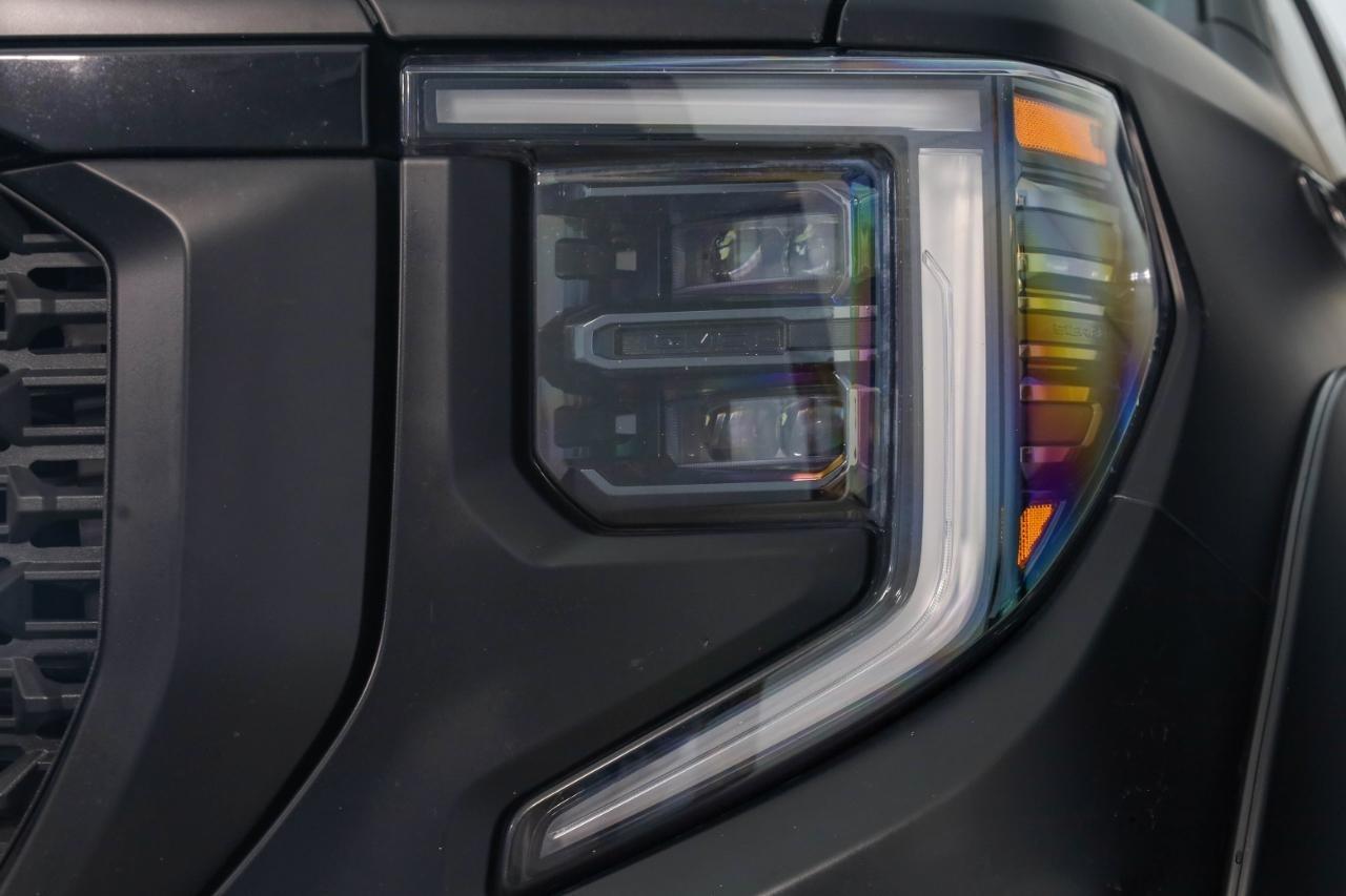 GMC Sierra 1500 4WD Crew Cab 147" AT4 2023