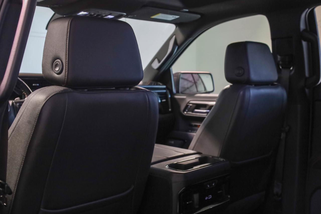 GMC Sierra 1500 4WD Crew Cab 147" AT4 2023