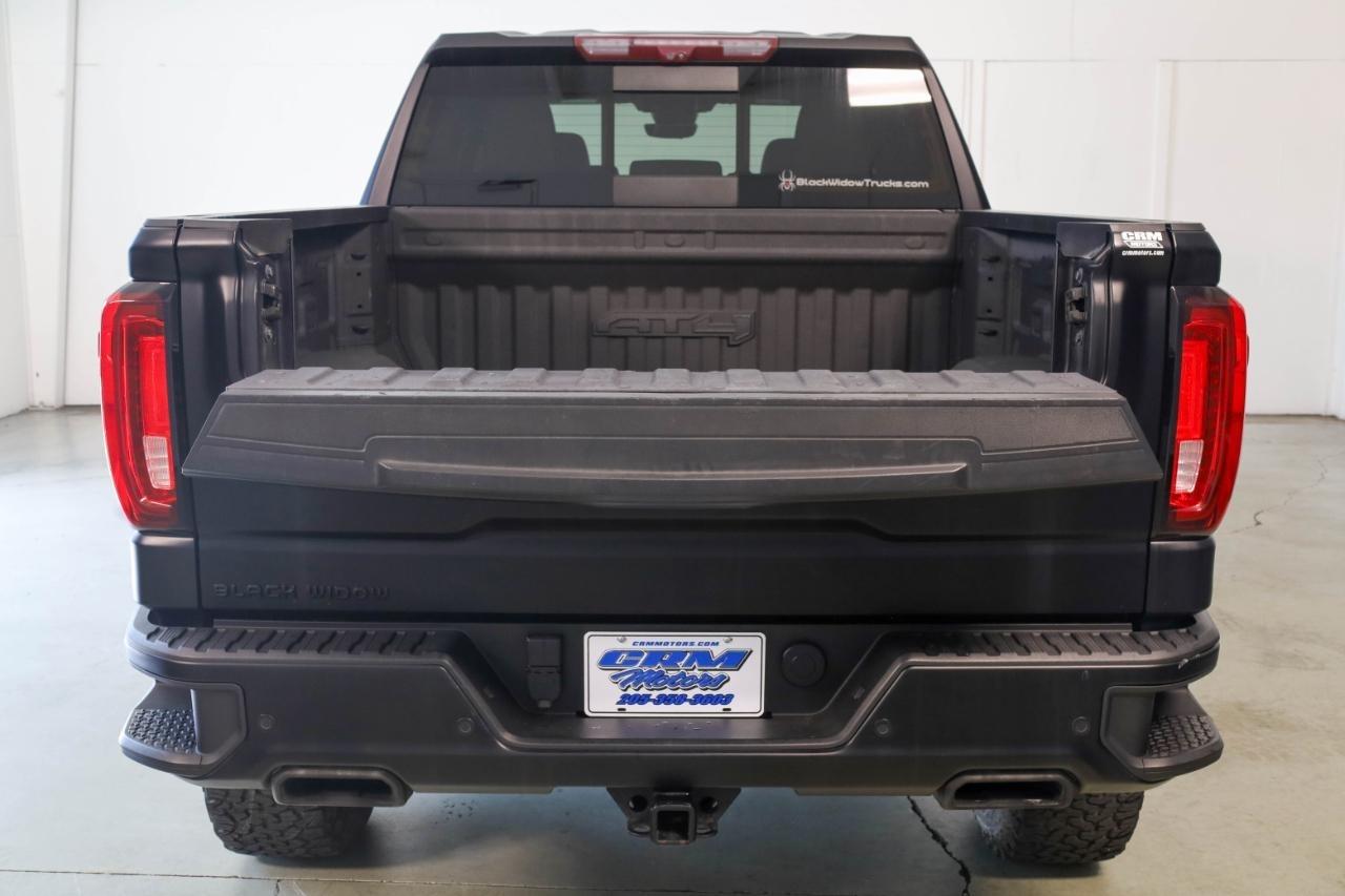 GMC Sierra 1500 4WD Crew Cab 147" AT4 2023