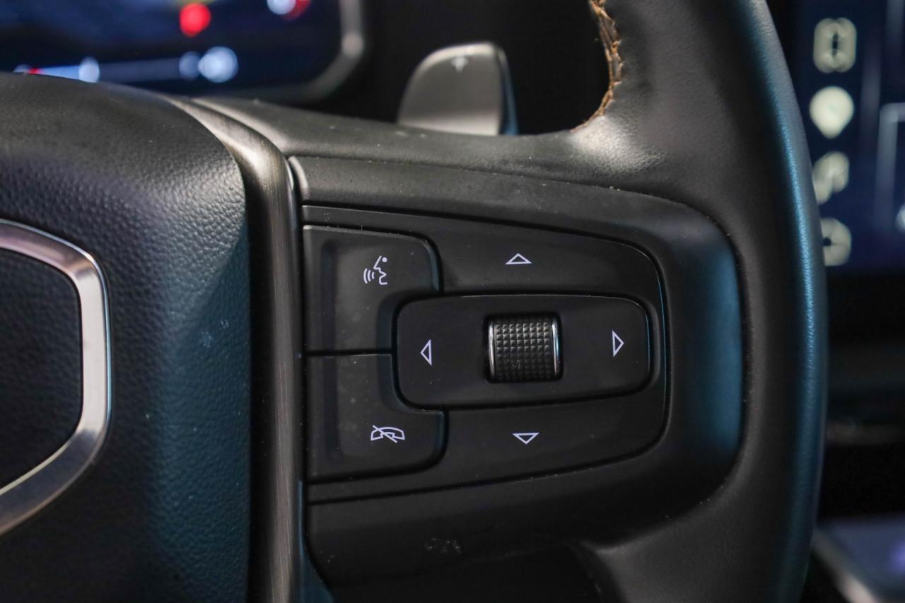 GMC Sierra 1500 4WD Crew Cab 147" AT4 2023