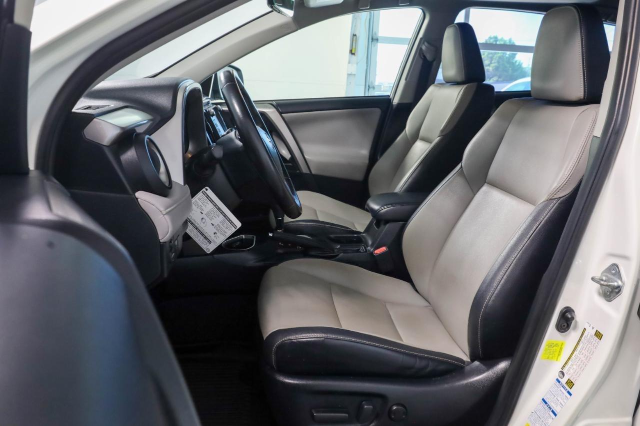 Toyota RAV4 Hybrid Limited AWD (Natl) 2017