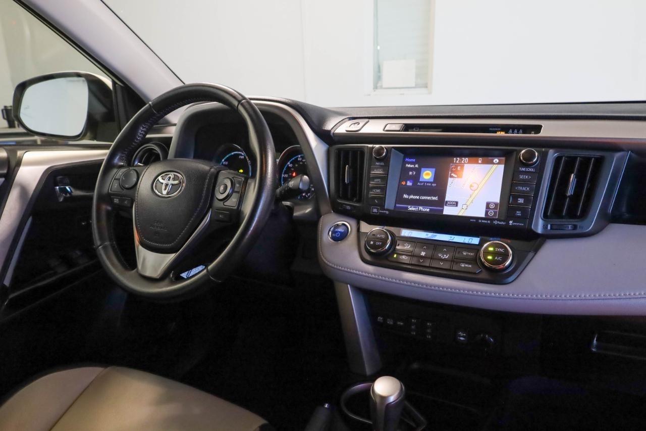 Toyota RAV4 Hybrid Limited AWD (Natl) 2017