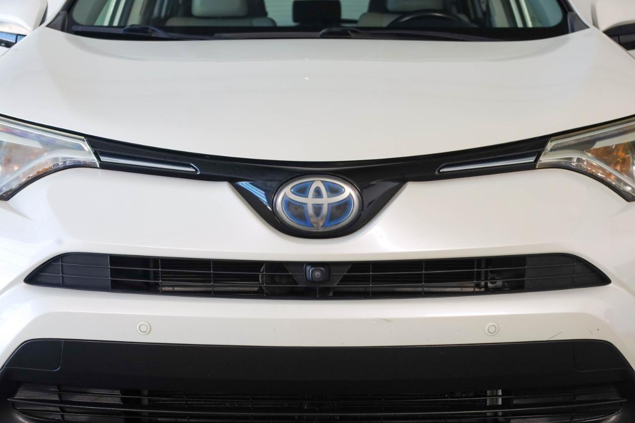 Toyota RAV4 Hybrid Limited AWD (Natl) 2017