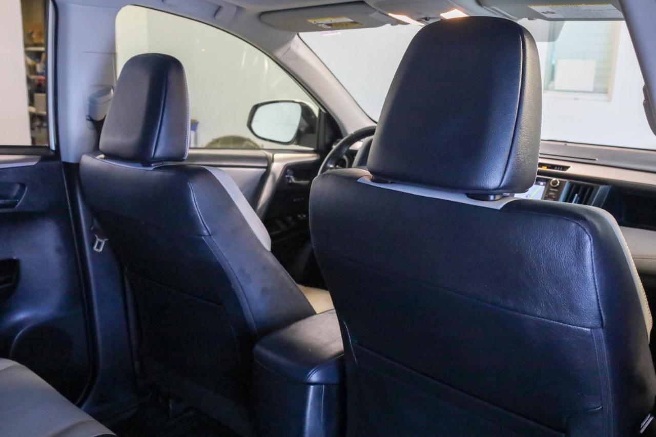 Toyota RAV4 Hybrid Limited AWD (Natl) 2017