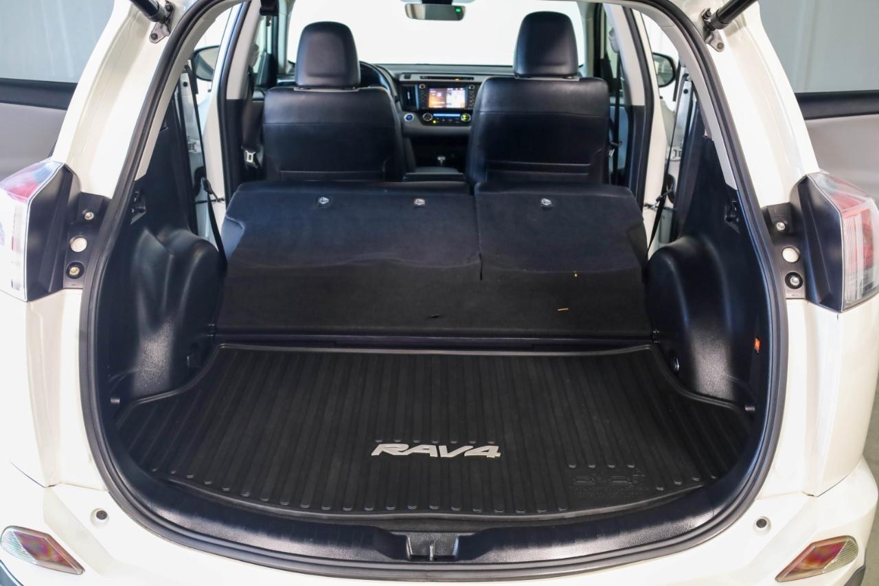 Toyota RAV4 Hybrid Limited AWD (Natl) 2017