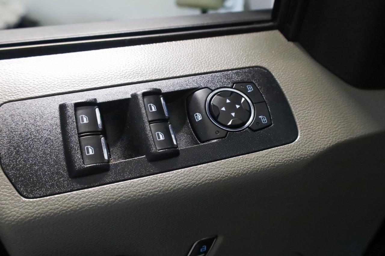 Ford F-150 Lariat 4WD SuperCab 6.5' Box 2019