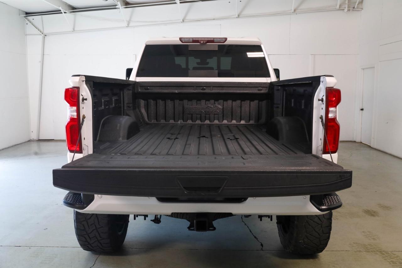 Chevrolet Silverado 3500HD 4WD Crew Cab 159" High Country 2021