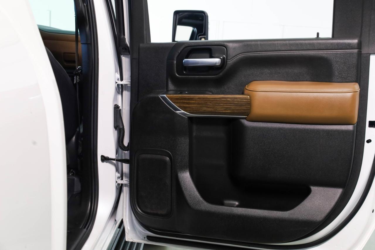 Chevrolet Silverado 3500HD 4WD Crew Cab 159" High Country 2021