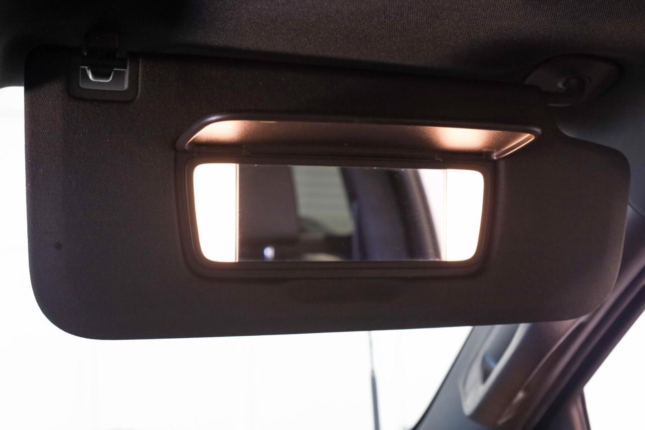 Chevrolet Silverado 3500HD 4WD Crew Cab 159" High Country 2021