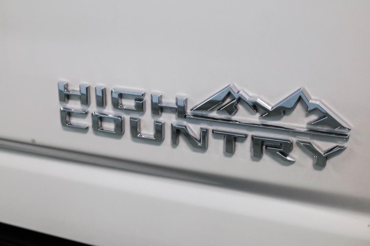 Chevrolet Silverado 3500HD 4WD Crew Cab 159" High Country 2021