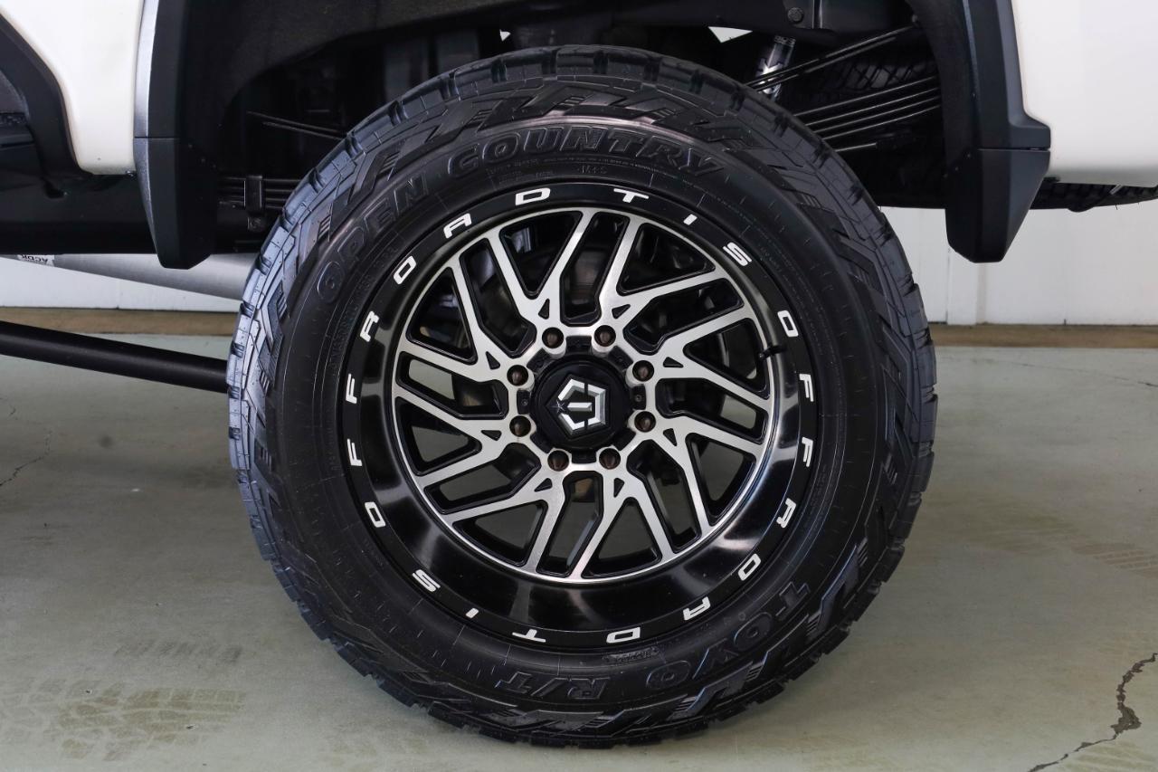 Chevrolet Silverado 3500HD 4WD Crew Cab 159" High Country 2021
