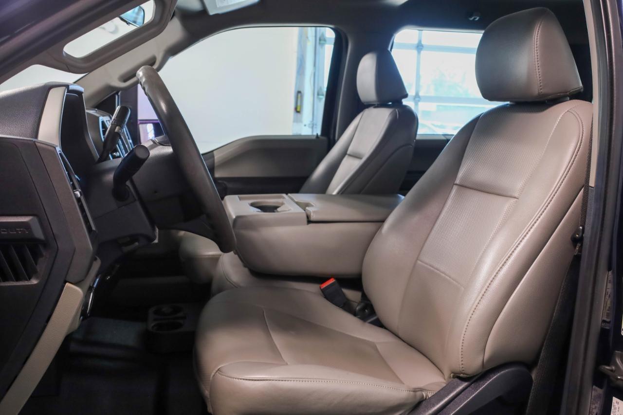 Ford Super Duty F-250 SRW King Ranch 4WD Crew Cab 8' Box 2022