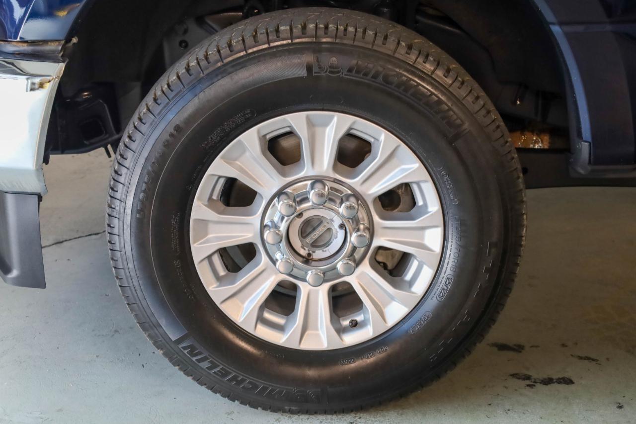 Ford Super Duty F-250 SRW King Ranch 4WD Crew Cab 8' Box 2022