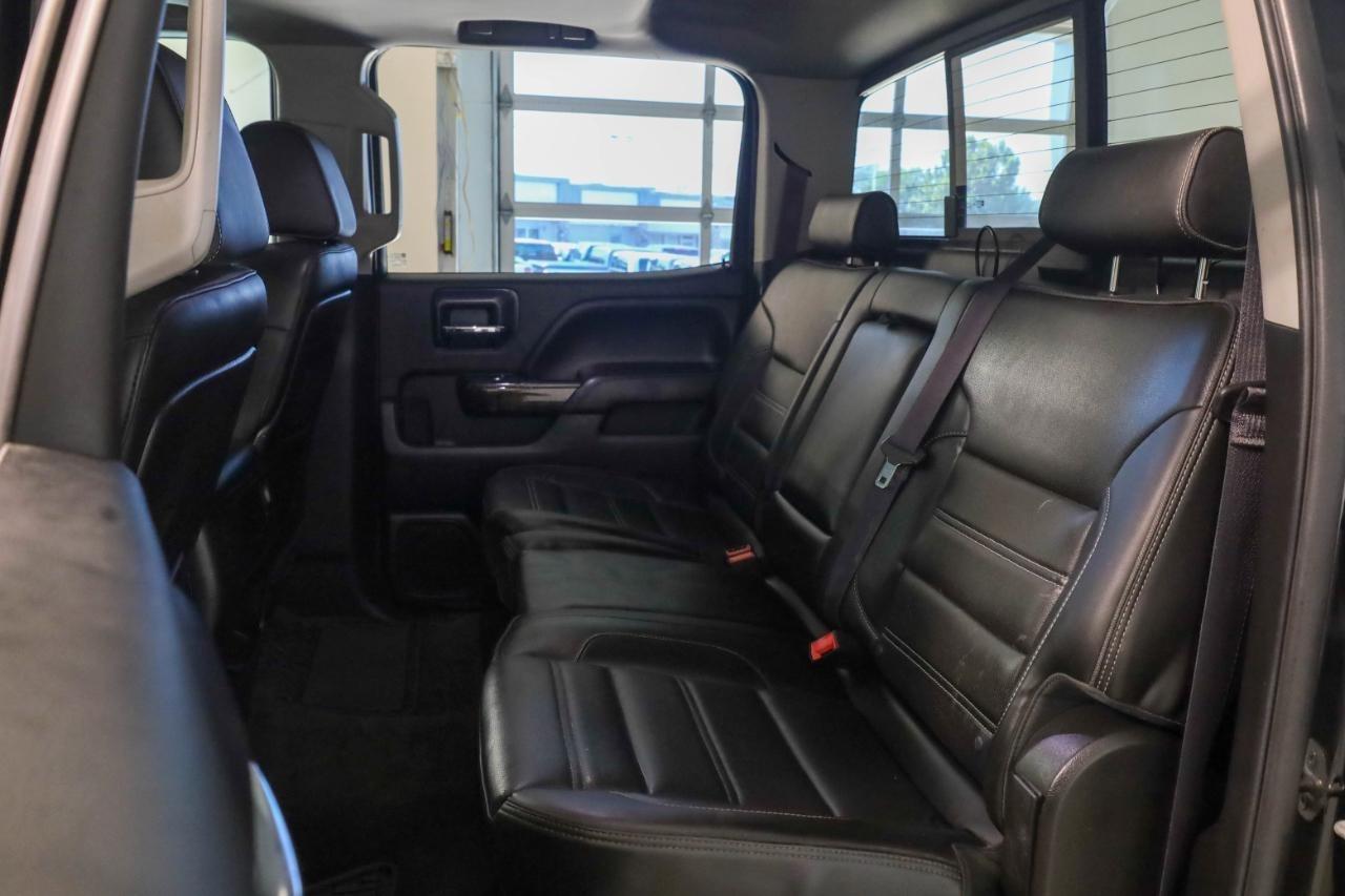 GMC Sierra 2500HD 4WD Crew Cab 153.7" Denali 2015