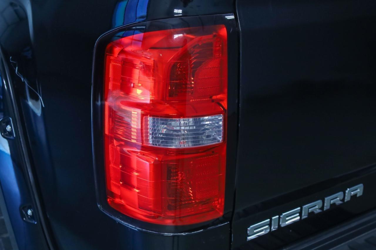 GMC Sierra 2500HD 4WD Crew Cab 153.7" Denali 2015