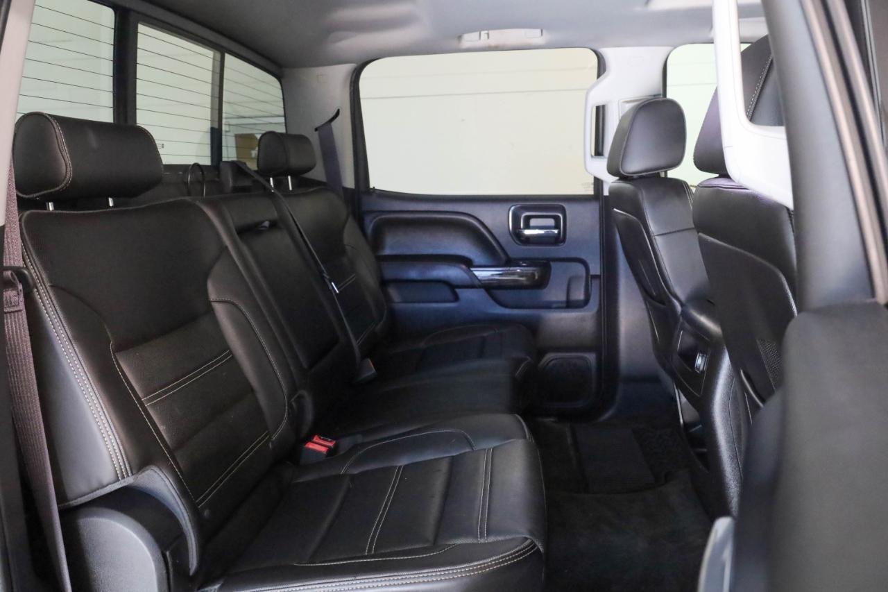 GMC Sierra 2500HD 4WD Crew Cab 153.7" Denali 2015