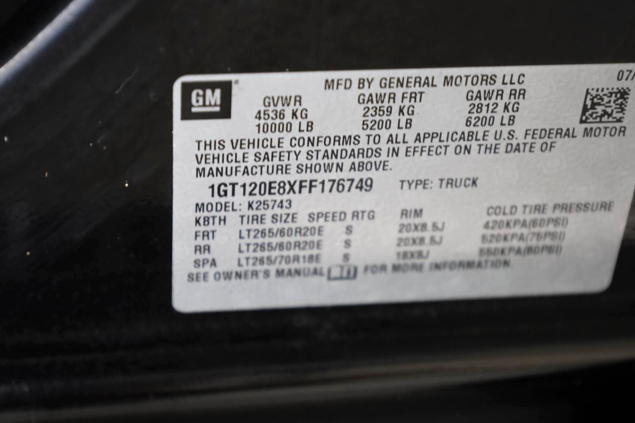 GMC Sierra 2500HD 4WD Crew Cab 153.7" Denali 2015