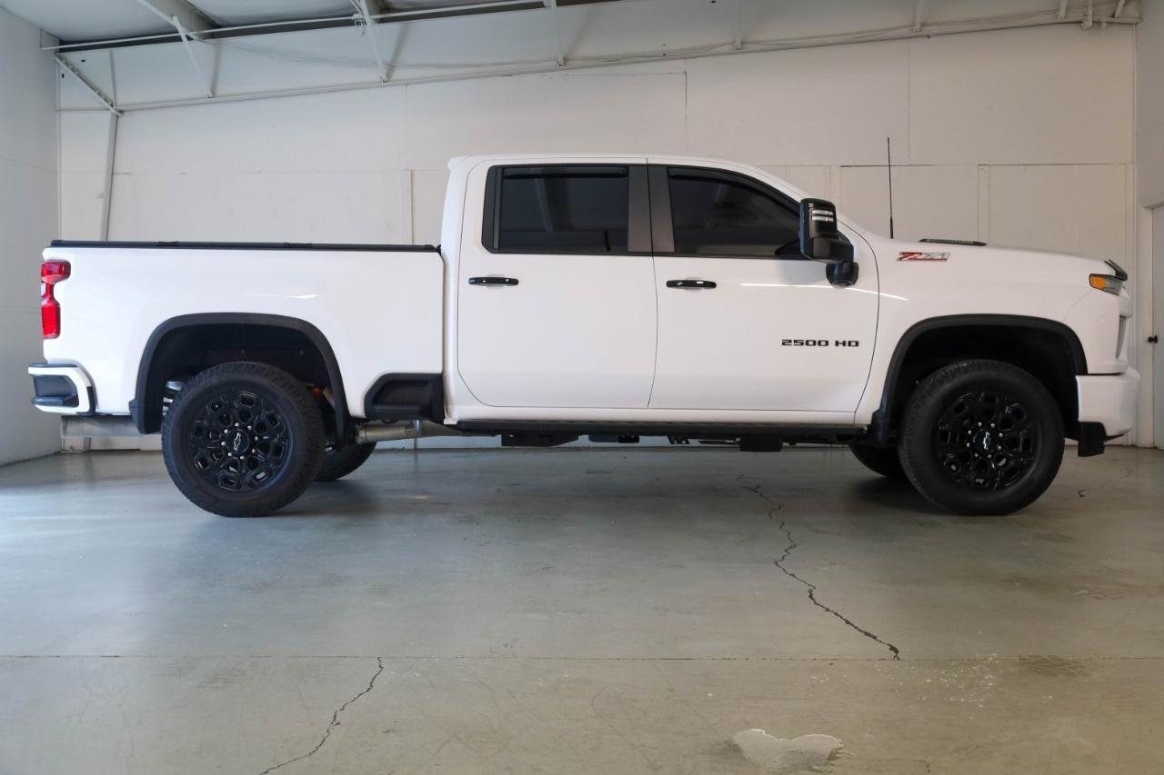Chevrolet Silverado 2500HD 4WD Crew Cab 159" LT 2023