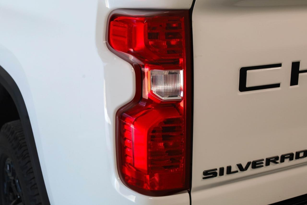 Chevrolet Silverado 2500HD 4WD Crew Cab 159" LT 2023