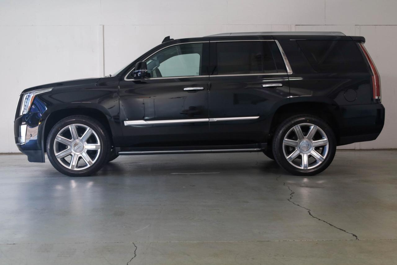 Cadillac Escalade 4WD 4dr Luxury 2020