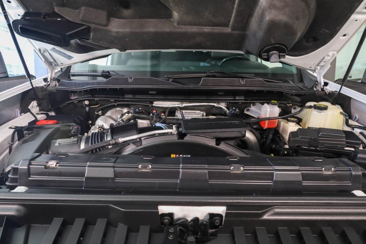 Chevrolet Silverado 2500HD 4WD Crew Cab 159" LTZ 2023