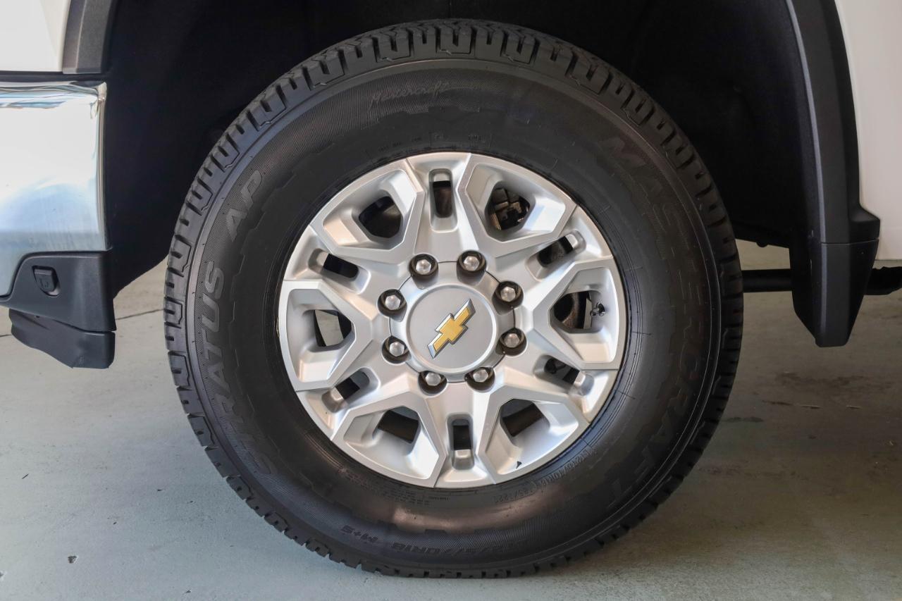 Chevrolet Silverado 2500HD 4WD Crew Cab 159" LTZ 2023