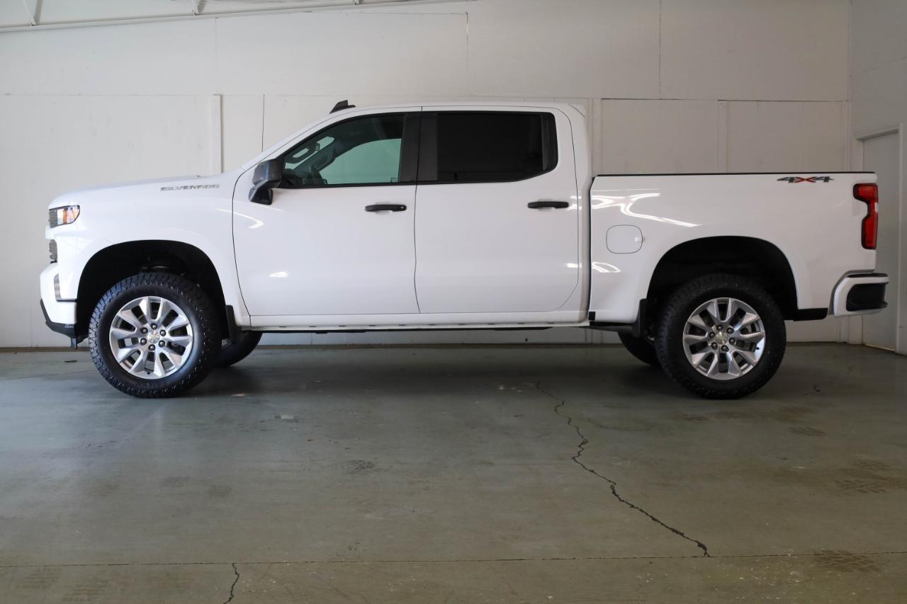 Chevrolet Silverado 1500 4WD Crew Cab 147" Custom 2021